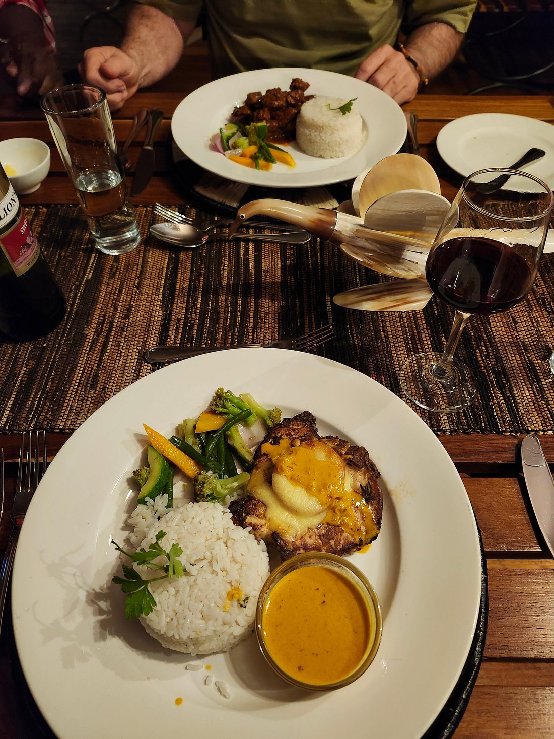 Dining Dining